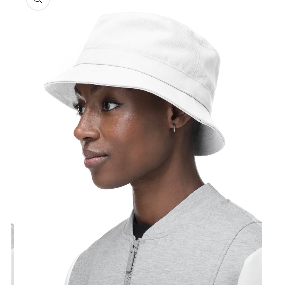 New Nobis White Bucket Sun Hat